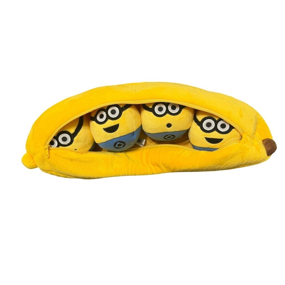 Despicable Me Minions Banana Plush Pouch w/ 4 Small Minion Toys Yellow Soft Toy